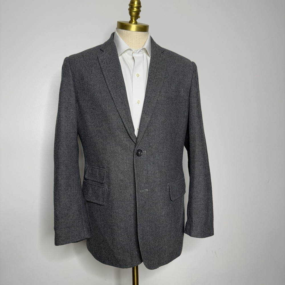 Express Blazer Sport Coat Large 42R‎ Mens Gray Herringbone Tweed